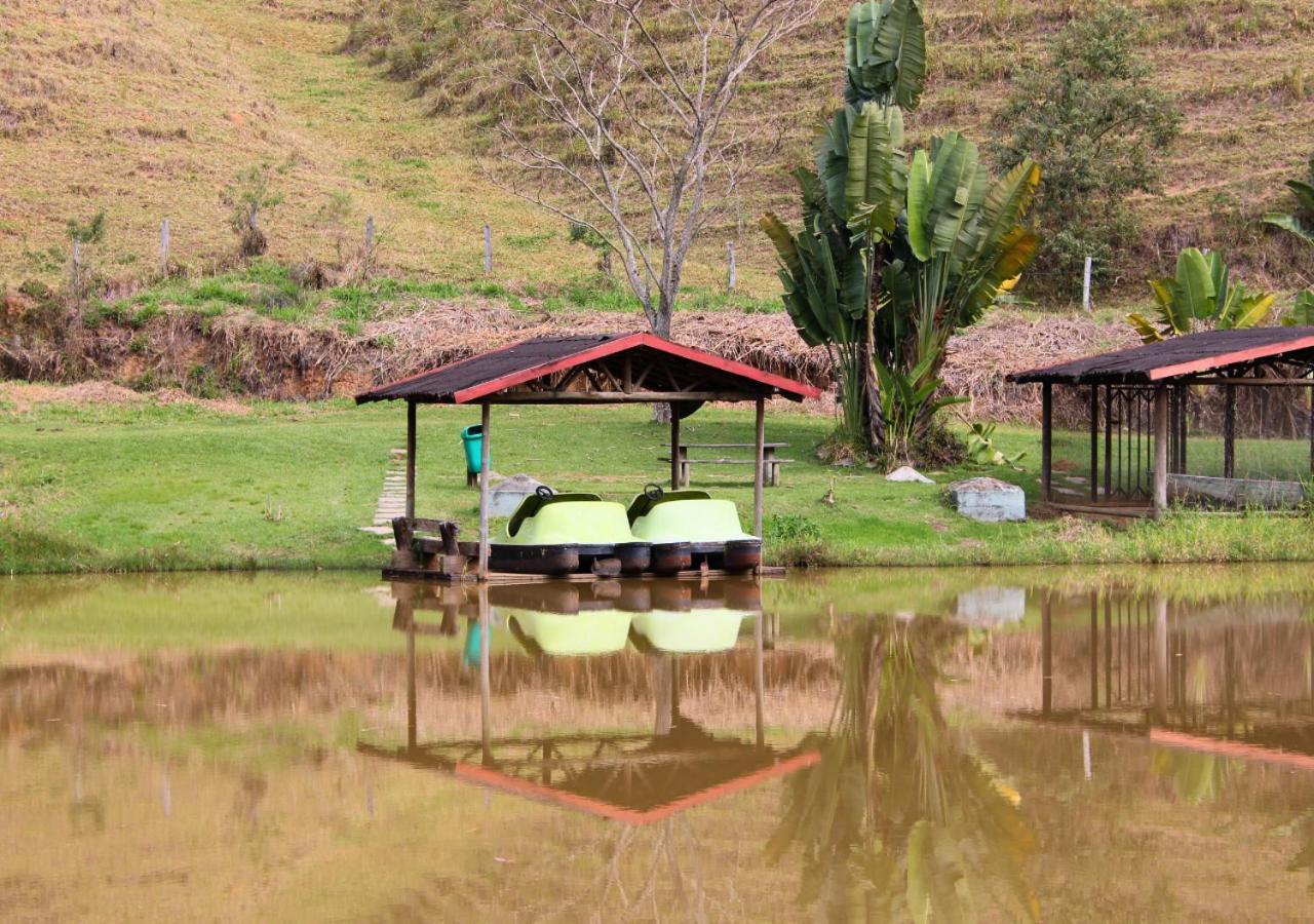Hotel Fazenda Parador Maritacas Barra do Piraí Exterior foto